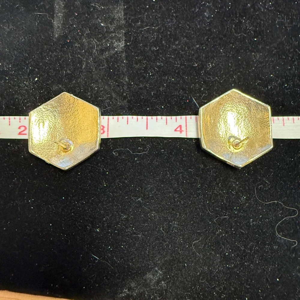 Vintage‎ Hexagon Enamel Stud Earrings Gold Tone Yellow Peach Striped Geometric
